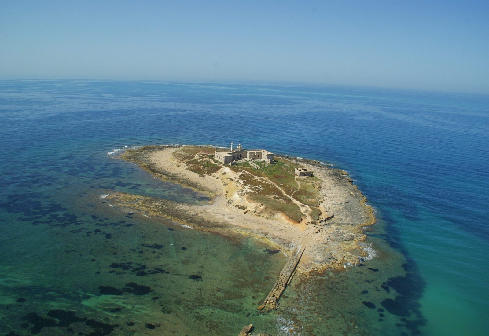 Isola_delle_Correnti_-_Sicily